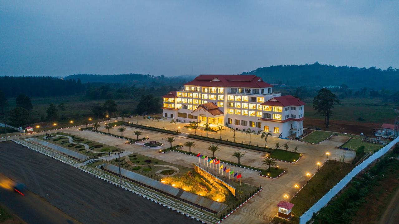 Paksong Danngarm Hotel Exterior foto